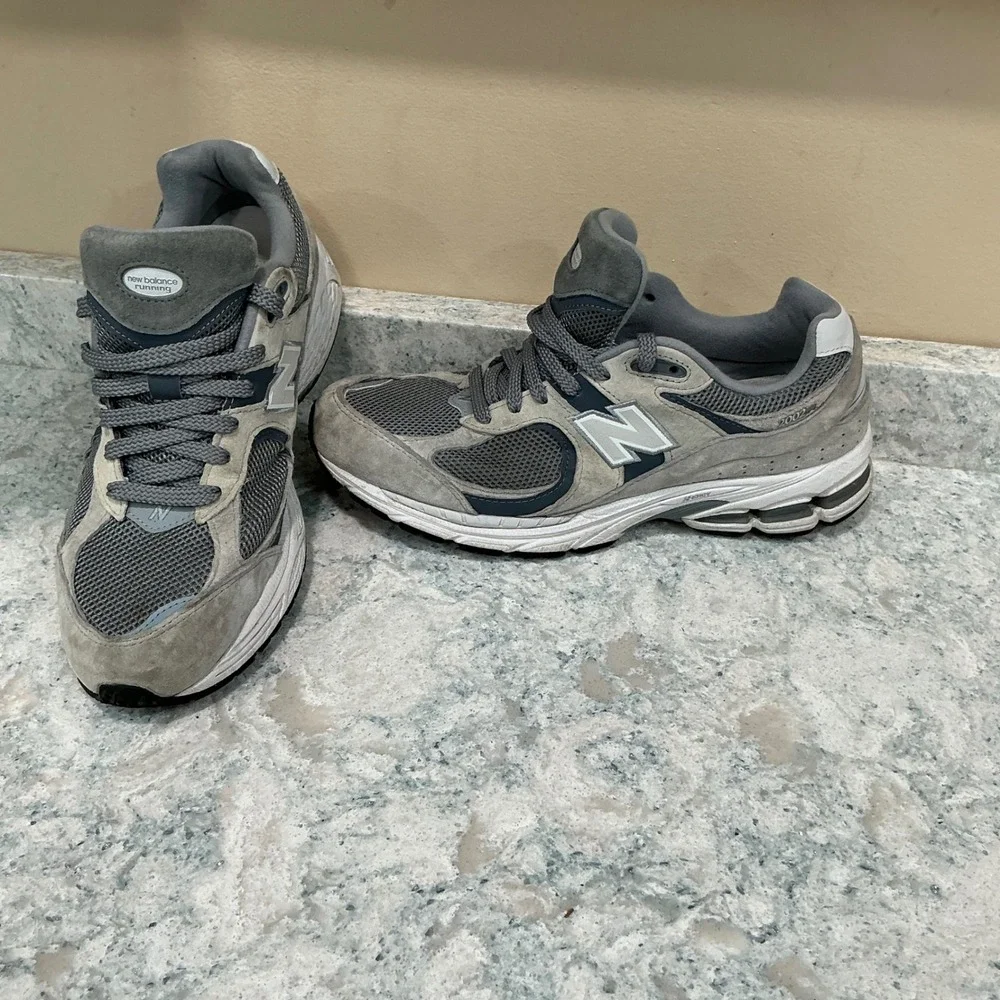 New Balance Sneaker 2002R Size 10 Grey Steel M2002RST Suede Mesh Low Top